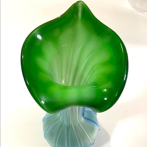 Source Unknown Accents Vintage Murano Glass Tulip Vase Green White